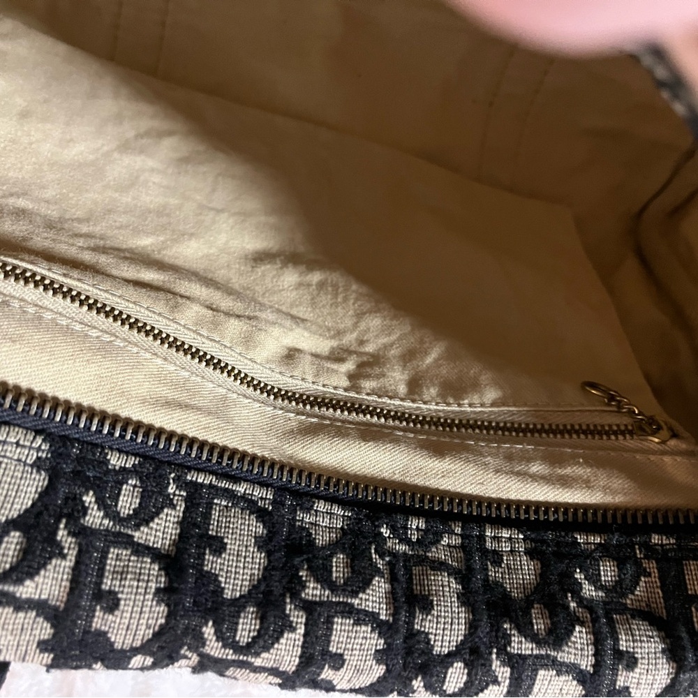 Vintage Blue and Tan monogram DIOR Bag 💖💖💖💖 - Picture 5 of 17